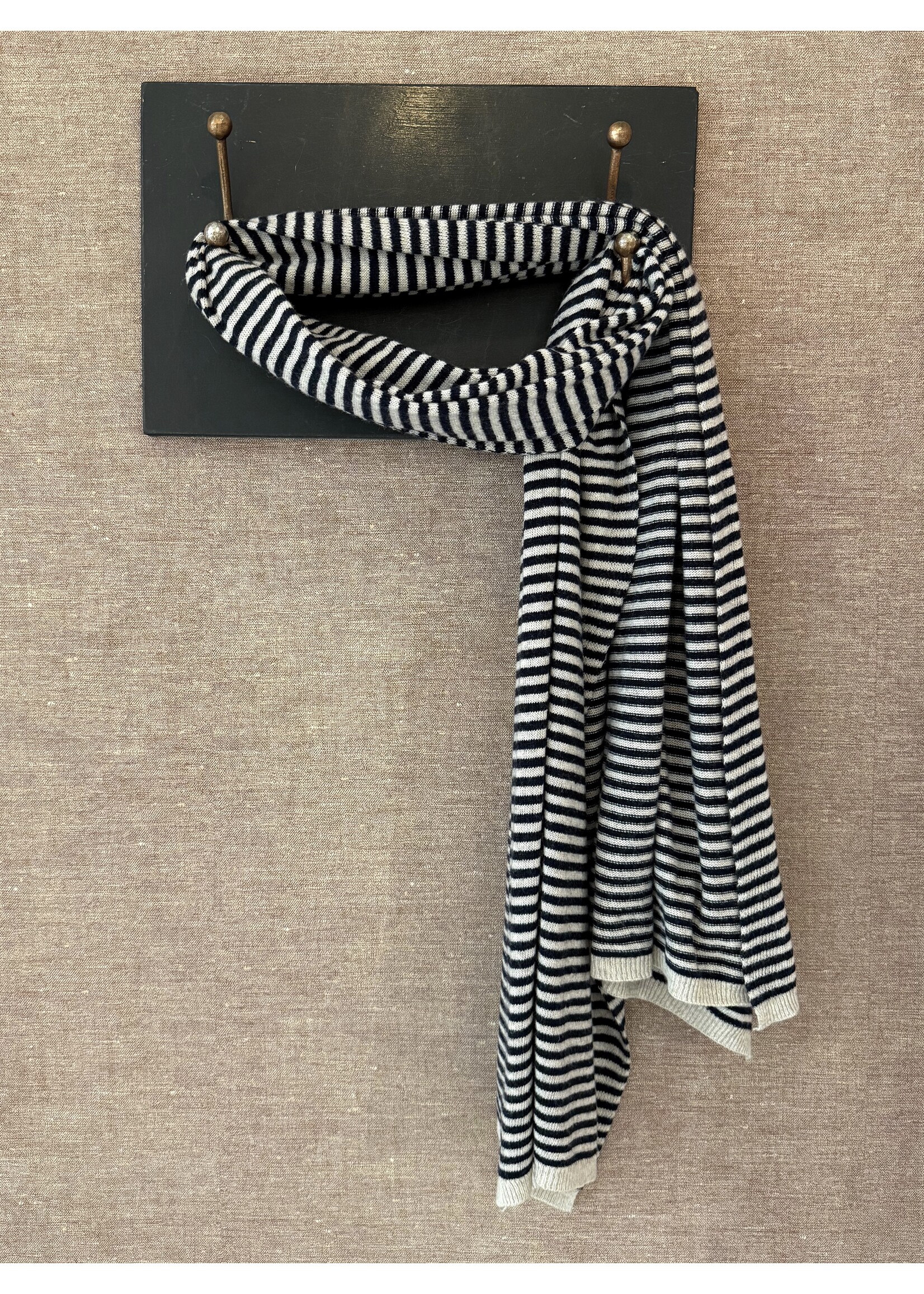Scarf Striped Blue/White