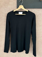 The Black Longsleeve