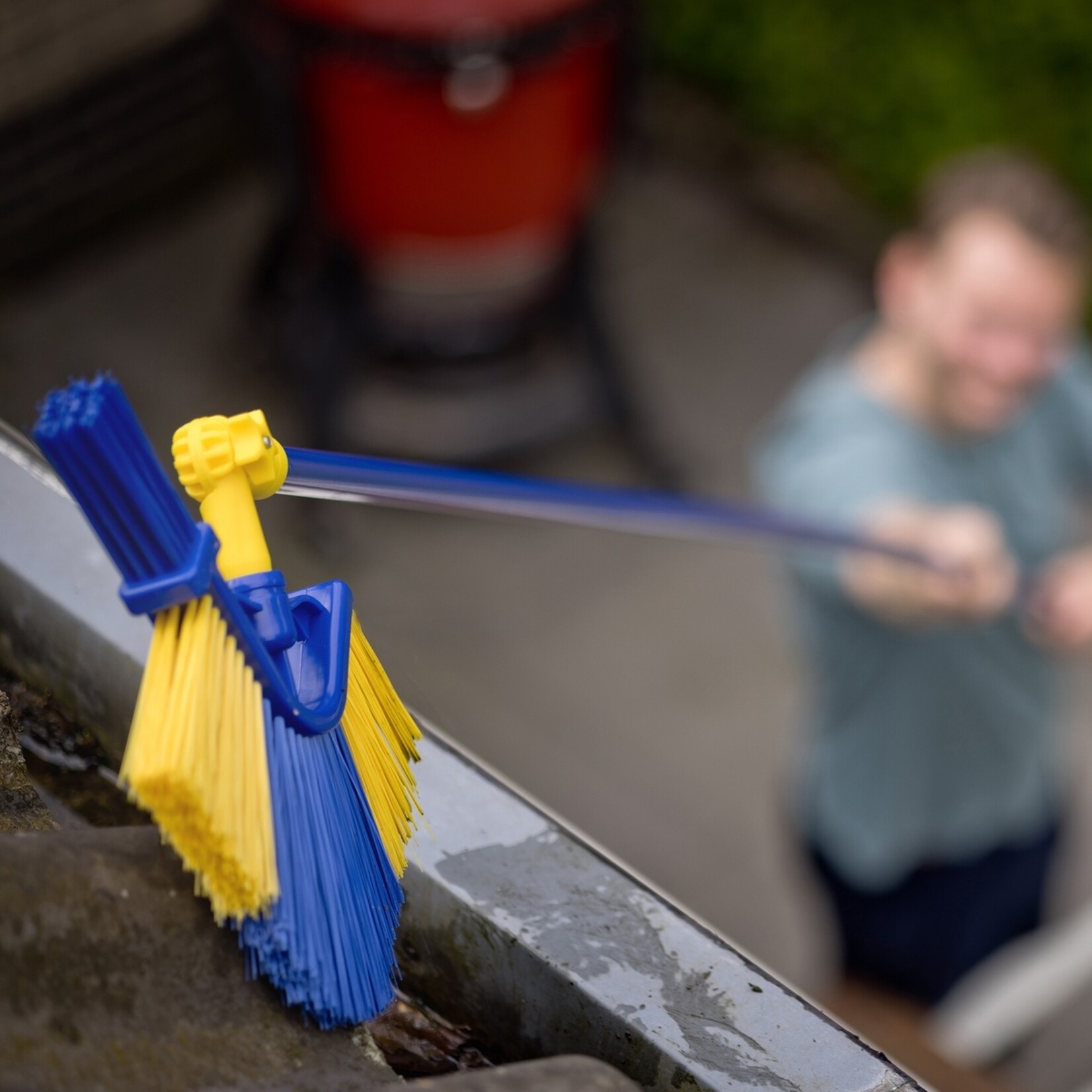 Shine for your daily cleaning Shine Hoek en Dakgootborstel – Verlengbare Bezem – 3,6 Meter