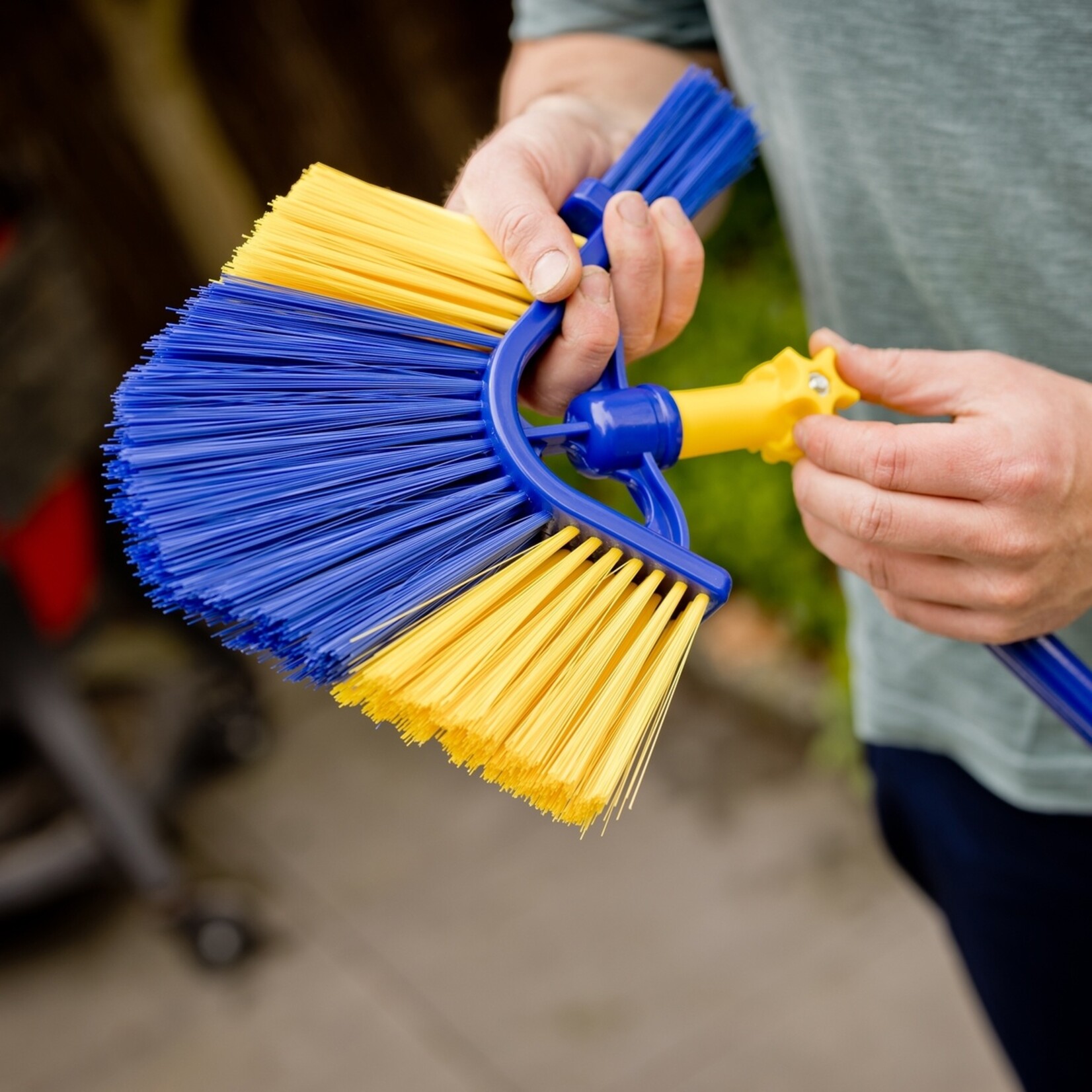 Shine for your daily cleaning Shine Hoek en Dakgootborstel – Verlengbare Bezem – 3,6 Meter