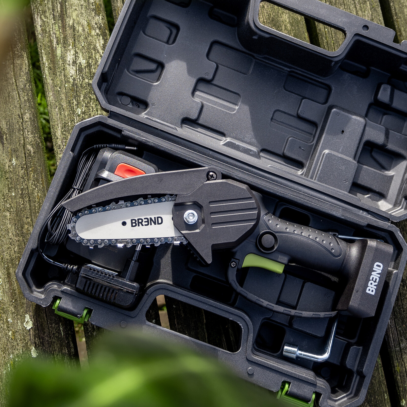 BREND BREND BR-2236 Elektrische Mini Kettingzaag met Accu – Draadloze Snoeizaag