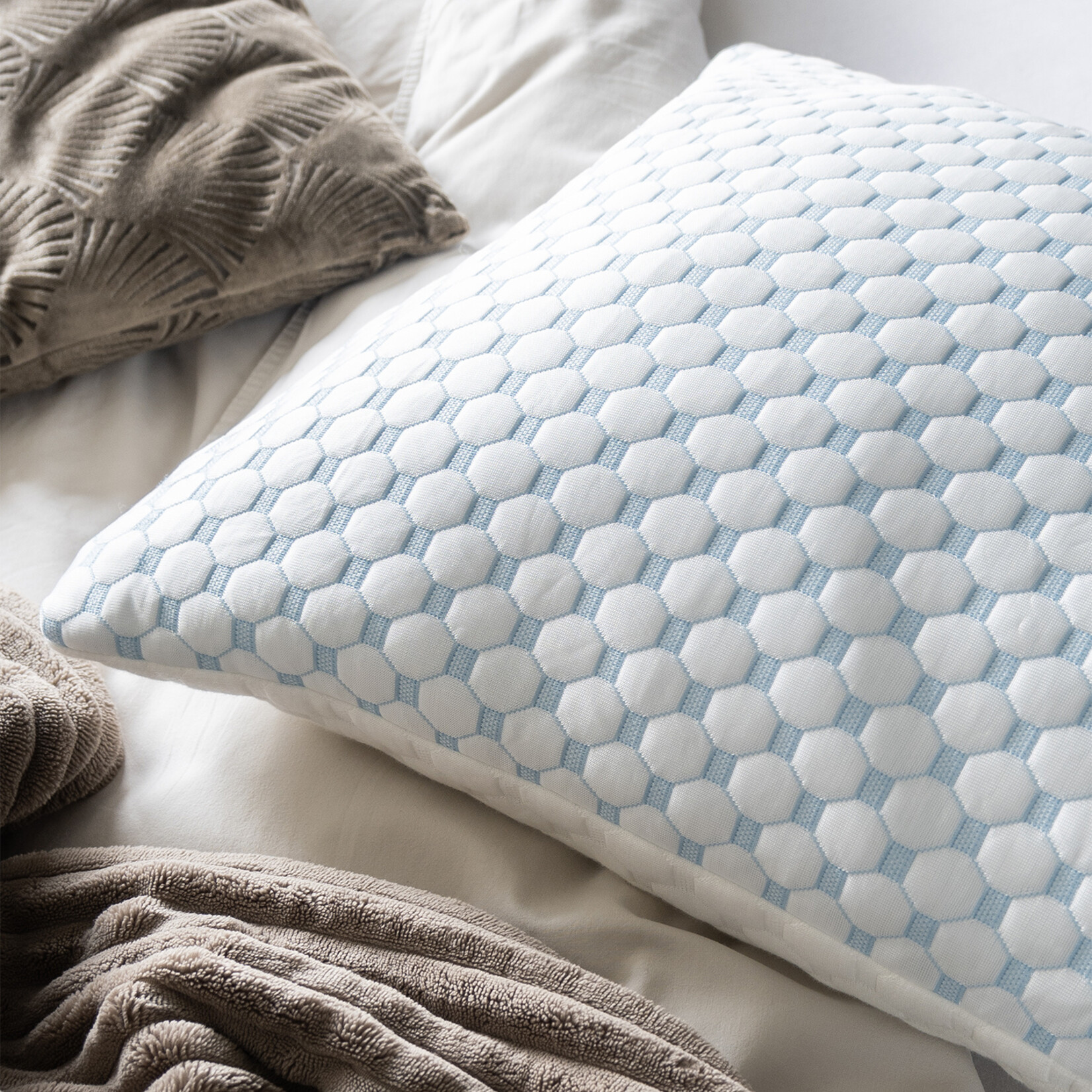 BREND BREND BR-2215 CloudComfort Hoofdkussen voor alle Slaapposities – Memory Foam