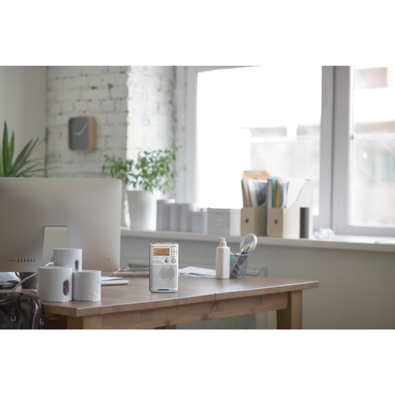 Sangean Sangean DT-250 Pocketradio op Batterijen – AM/FM Stereo Noodradio