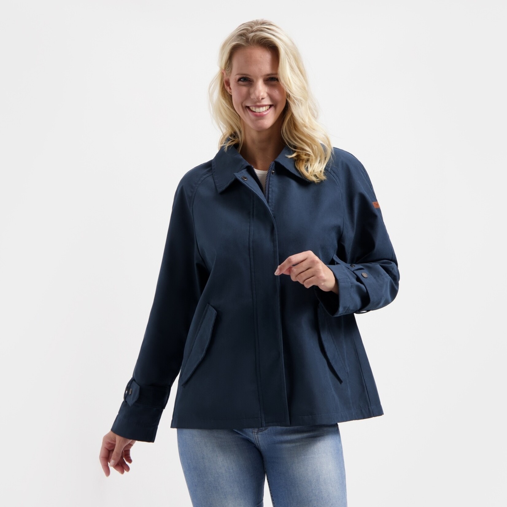 MGO Leisure Wear MGO Leisure Wear Charlie Korte Jas voor Dames - Tussenjas