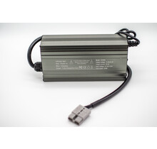 Voltacase oplader 12V 30A