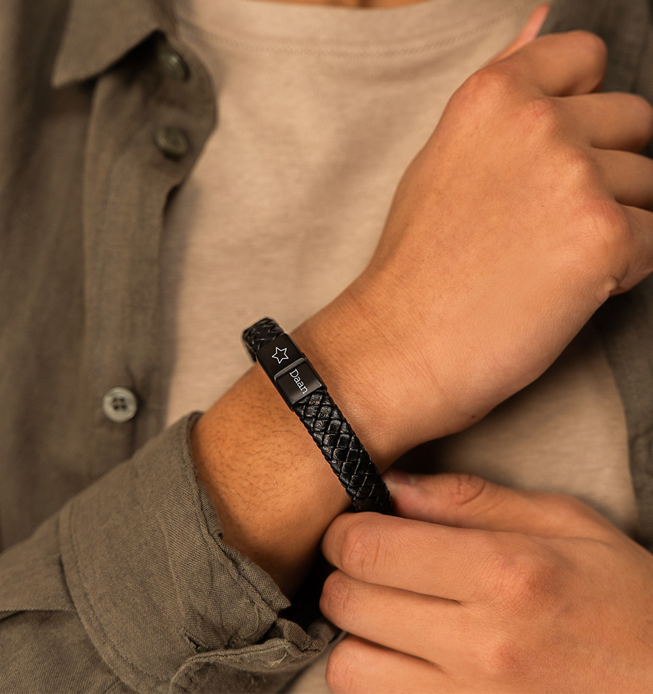 Leren Mannen Armband met Gravure | Zwart