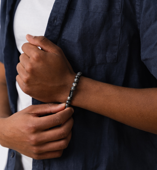 Kralenarmband Heren met initialen | Grijs