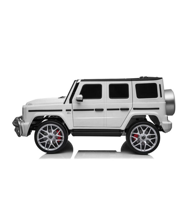 2 persoons Mercedes G63 AMG, 24v en 4x4 kinder accu voertuig!