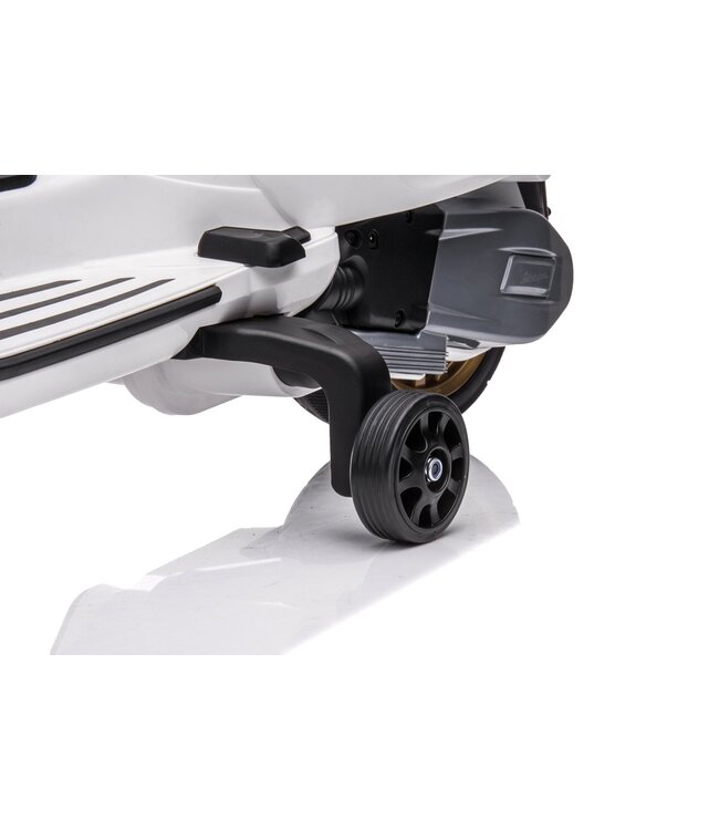 Vespa Sprint, 12 volt electric scooter with music and more!