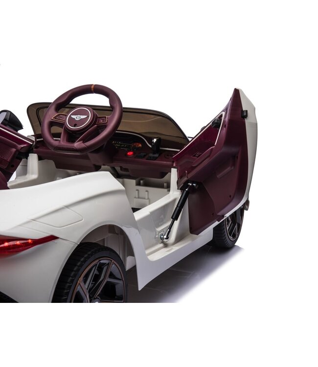 Bentley Bacalar, 12 volt elektrische kinderauto, leder zitje, rubberen banden en meer.