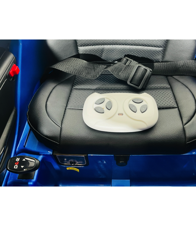 Voiture électrique pour enfants Mercedes CLA 45 S AMG Voiture électrique pour enfants 12 volts avec pneus en caoutchouc, siège en cuir et plus encore !