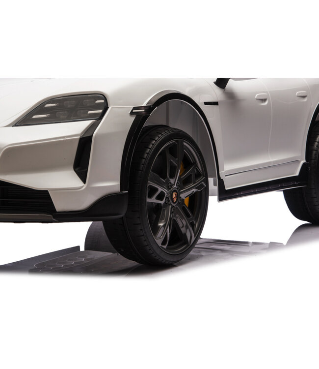 Porsche Taycan - Turbo S, 2-seater electric kids’ car