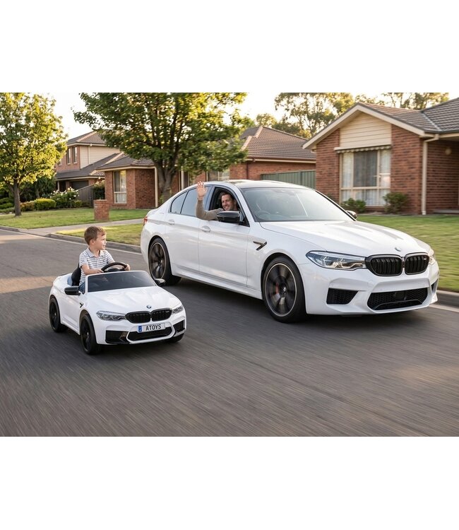 BMW M5,Lithium, Leder zitje, Rubberen banden, Kinder Accu Auto!