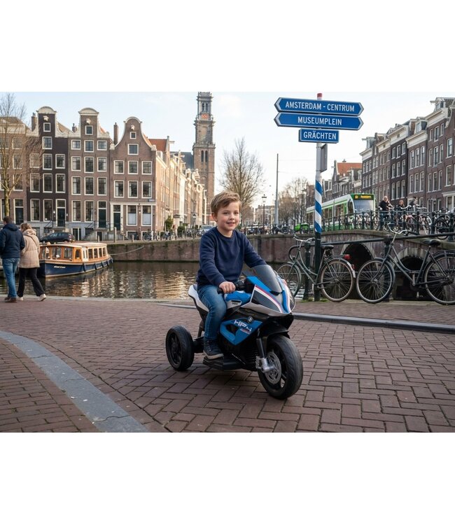 BMW HP4, 12v Kinder Accu Trike met kunststof banden en meer