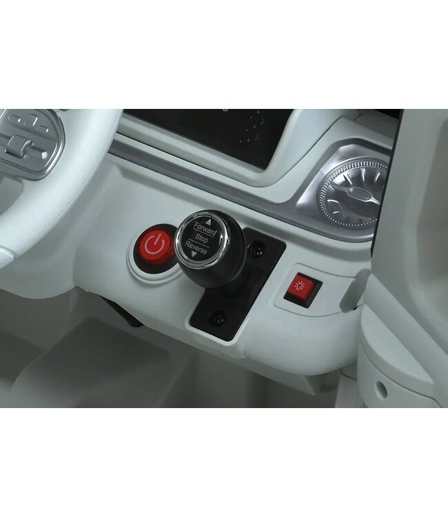 Mercedes Benz EQG, 12 volt elektrische kinderauto met rubberen banden, leder zitje en meer!