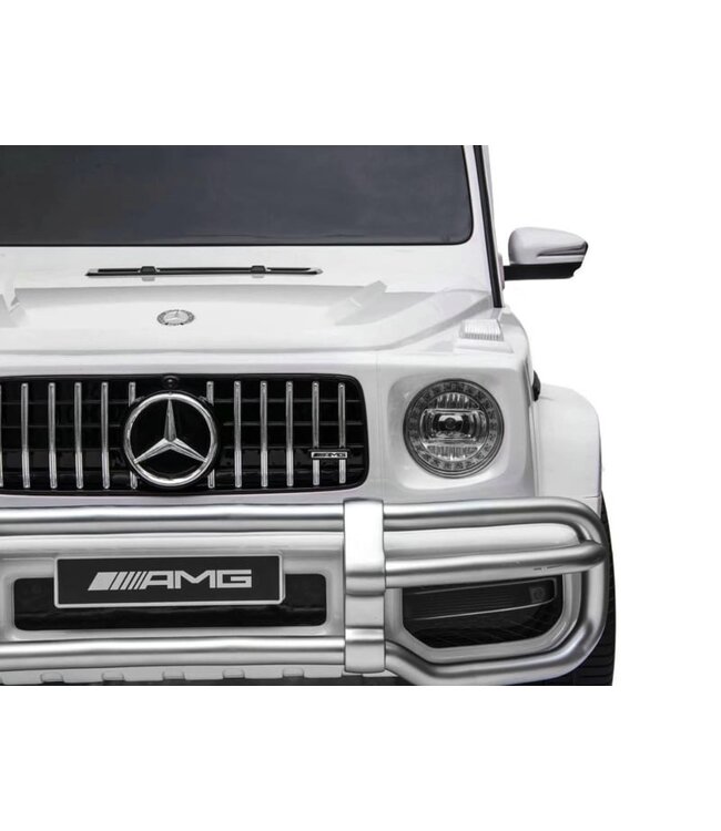 2 person Mercedes G63 AMG, 24v and 4x4 children's battery vehicle!