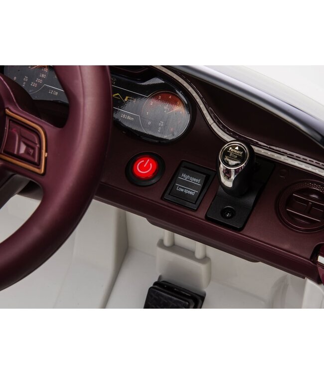 Bentley Bacalar, 12 volt electric children's car, leather seat, rubber tires and more.