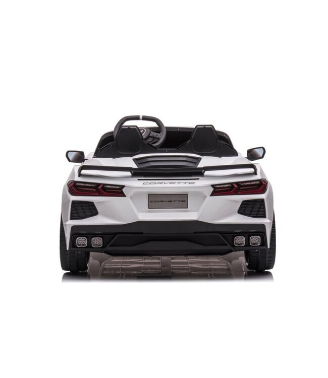 Corvette Stingray, an infant electric vehicle with 2 persons, 12 volts with the goma, as well as the customer!