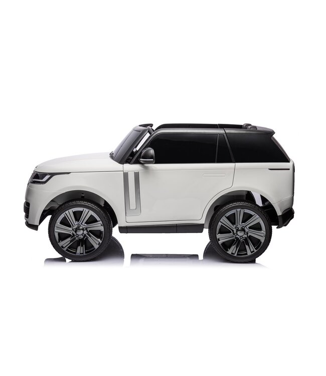 Land Rover, Range Rover, 2-seater, 24-volt electric children's car, rubber tires and more!
