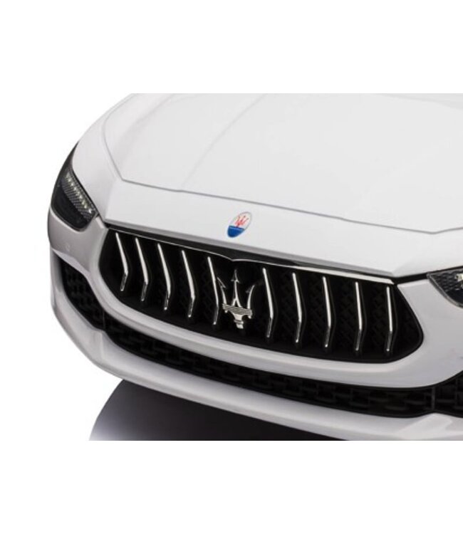 Maserati Ghibli, 12v elektrische kinderauto, rubberen banden, leder zitje.