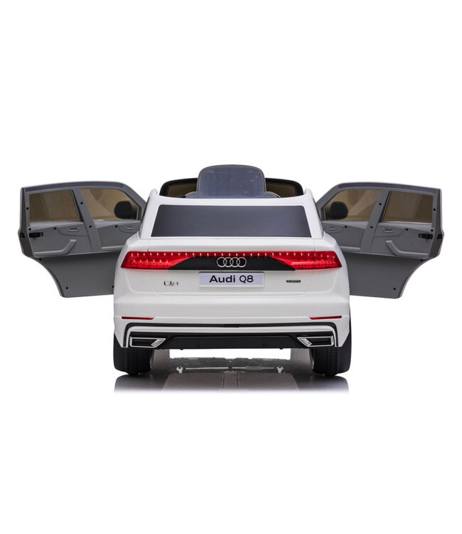 Audi Q8 Quattro S-line, voiture électrique pour enfants 12 volts avec pneus EVA, siège en cuir artificiel et plus encore !