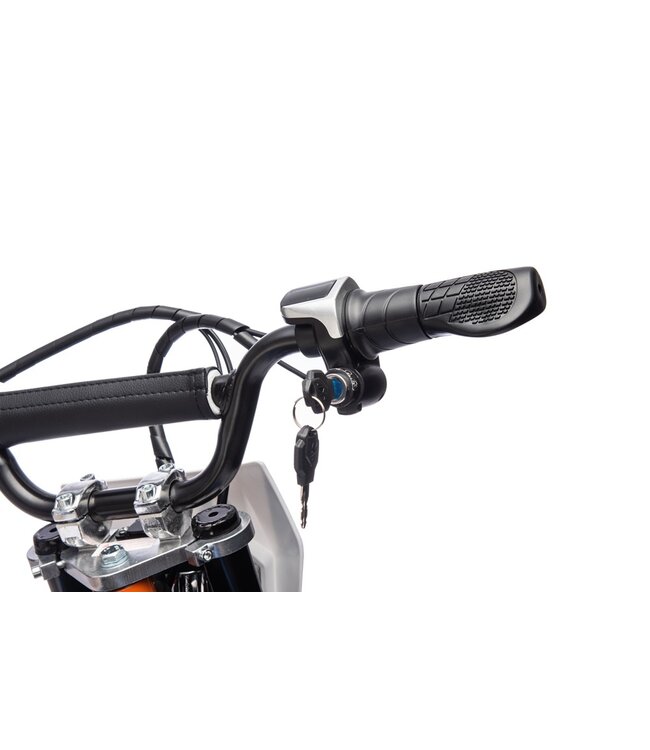 Crossmotor, 36 volt 350 watt elektrische motor met luchtbanden