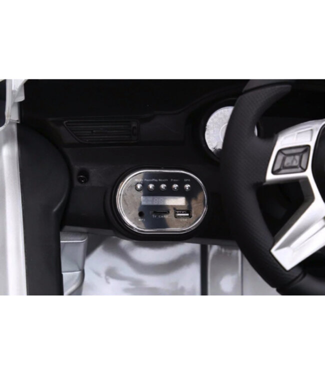 Mercedes ML350, 12V met rubberen banden en meer!