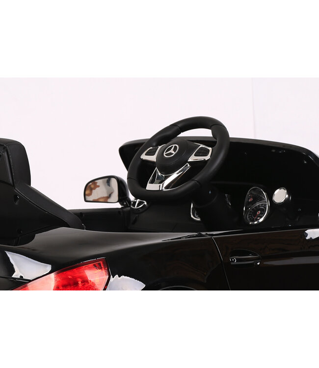 Mercedes SL500, voiture électrique pour enfants 12 volts avec une batterie au lithium, des pneus en caoutchouc, un siège en similicuir et bien plus encore !