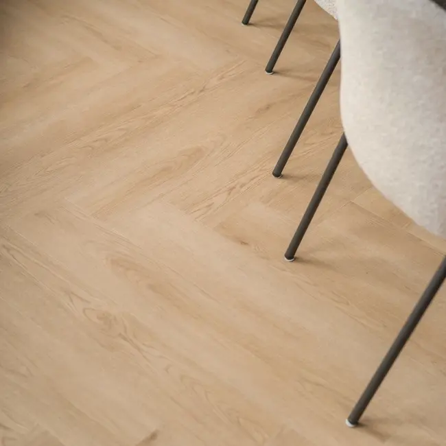 Floer Walvisgraat PVC – Bryde Bruin