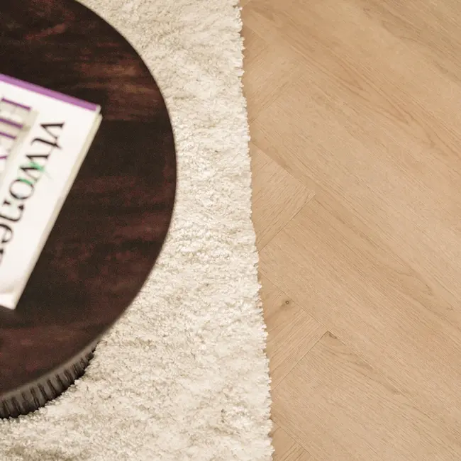 Floer Walvisgraat PVC – Bryde Bruin