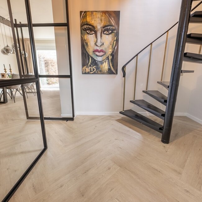 Floer Walvisgraat PVC – Gaia Grijsbeige