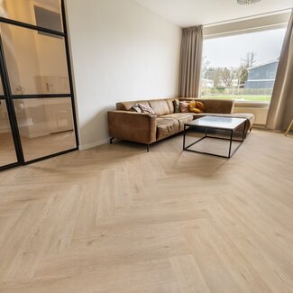 Floer Floer Walvisgraat PVC – Gaia Grijsbeige