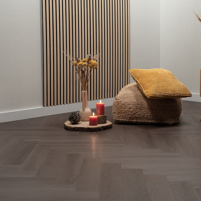 Floer Visgraat PVC – Zwart Eiken (Uitlopend)