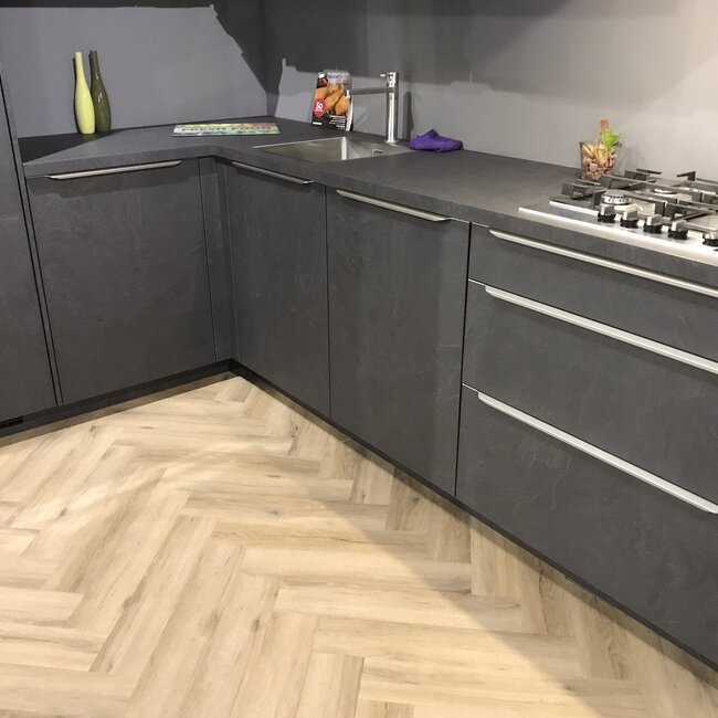 City Visgraat 5700 (rigid click) Smoked Oak Light