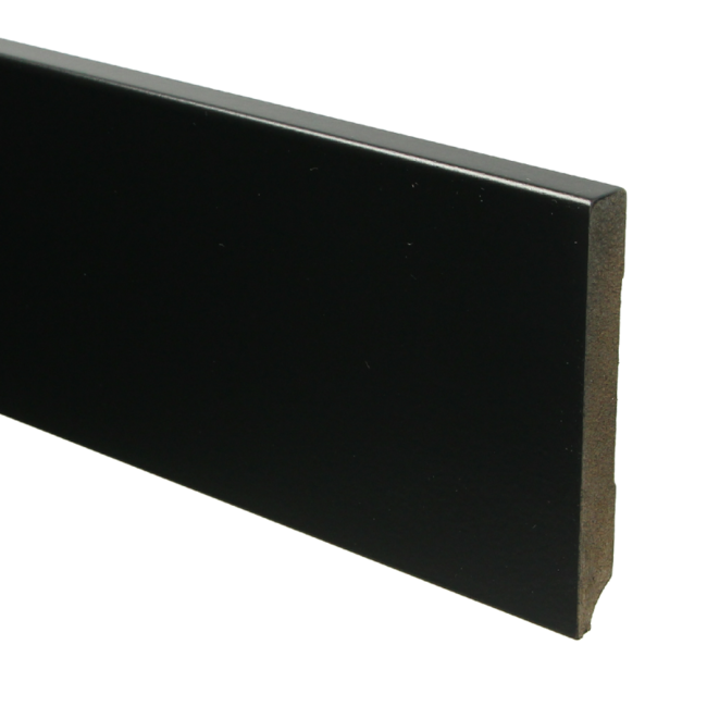MDF Moderne plint zwart voorgelakt RAL 9005