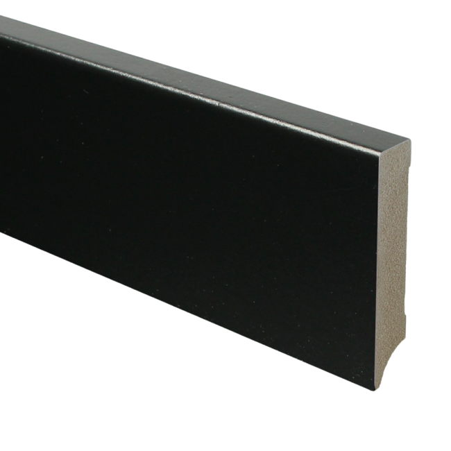 MDF Moderne plint zwart voorgelakt RAL 9005