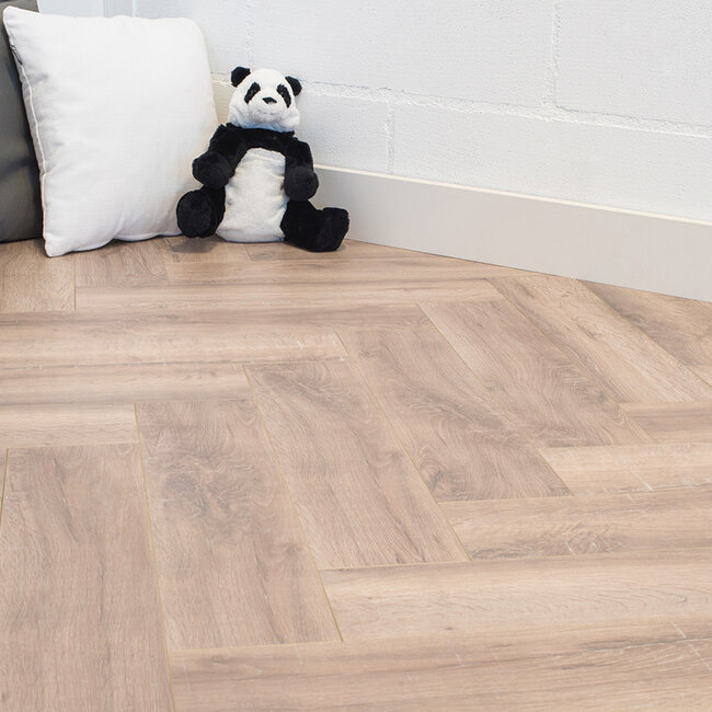 Floer Visgraat Laminaat – Gerookt Wit Eiken