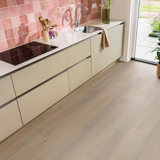 Ambiant Venera click PVC dark oak