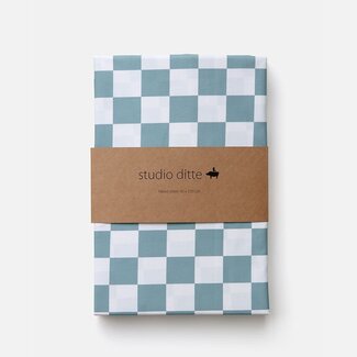 Studio Ditte Hoeslaken blokjes steenblauw