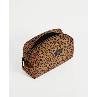 Wouf Agar - large toiletry bag