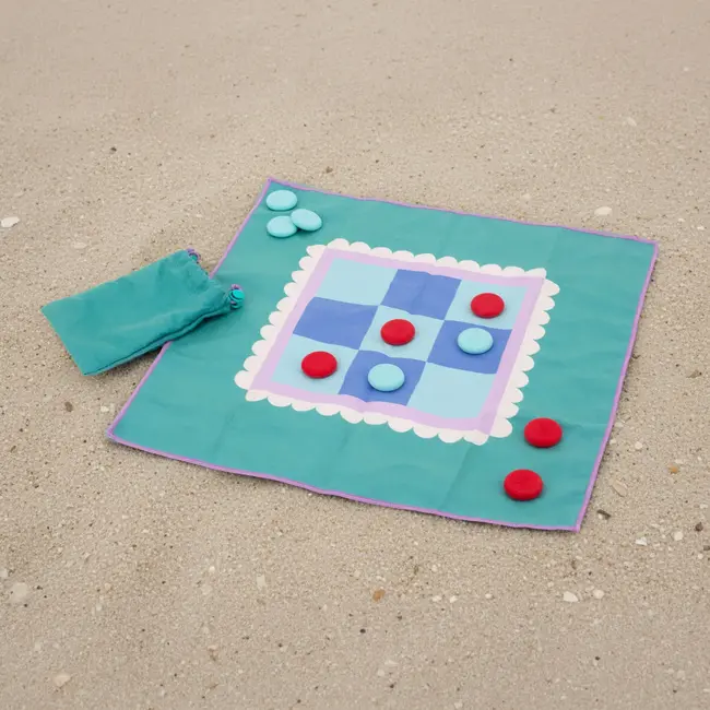 2-in-1 travel game - horse game & tic tac toe