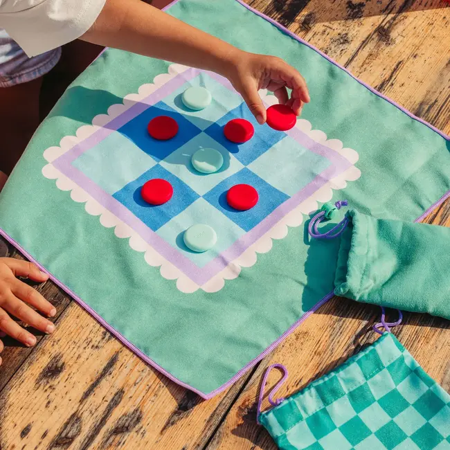 2-in-1 travel game - horse game & tic tac toe