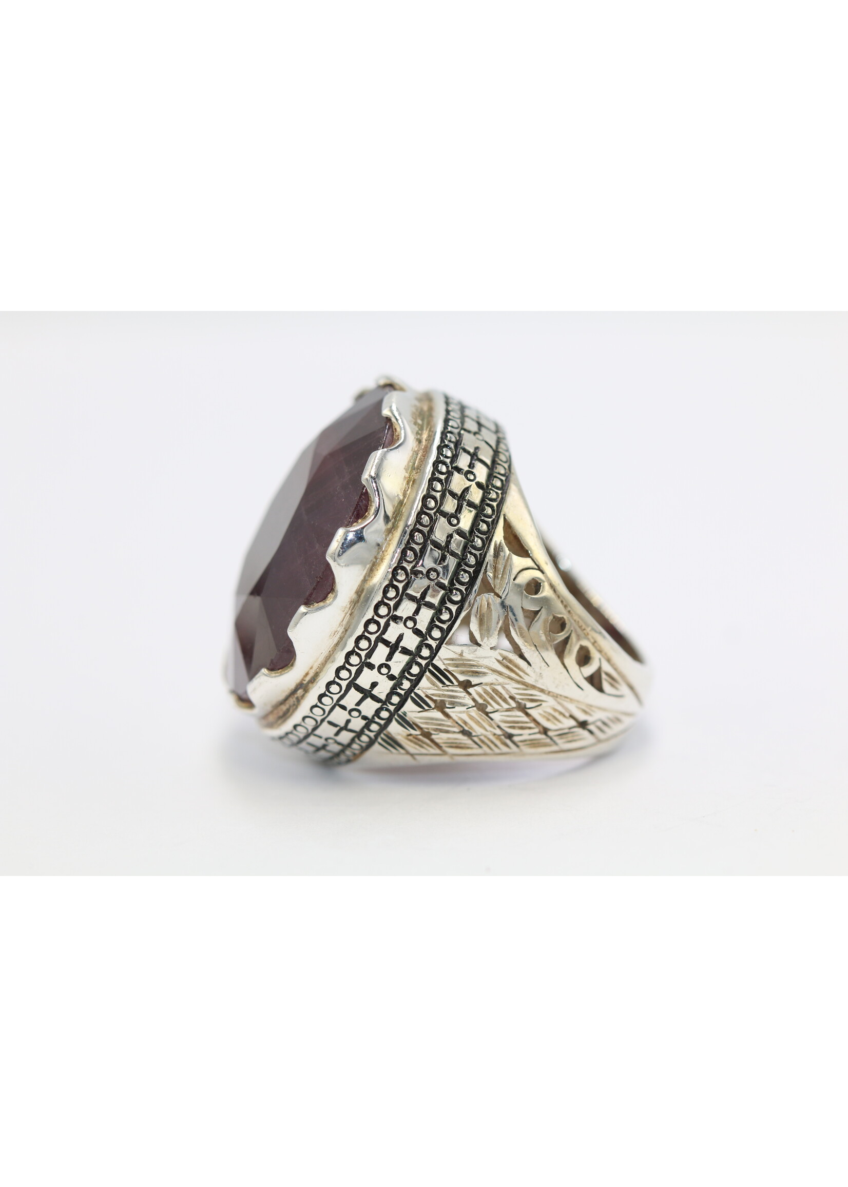 Anello in argento 925 con rubino naturale