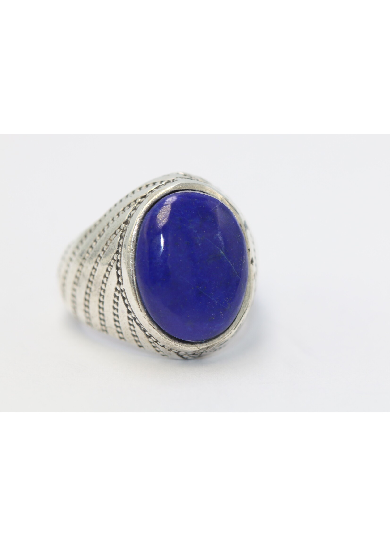 Bague en argent 925 sertie de Lapis lazuli naturel