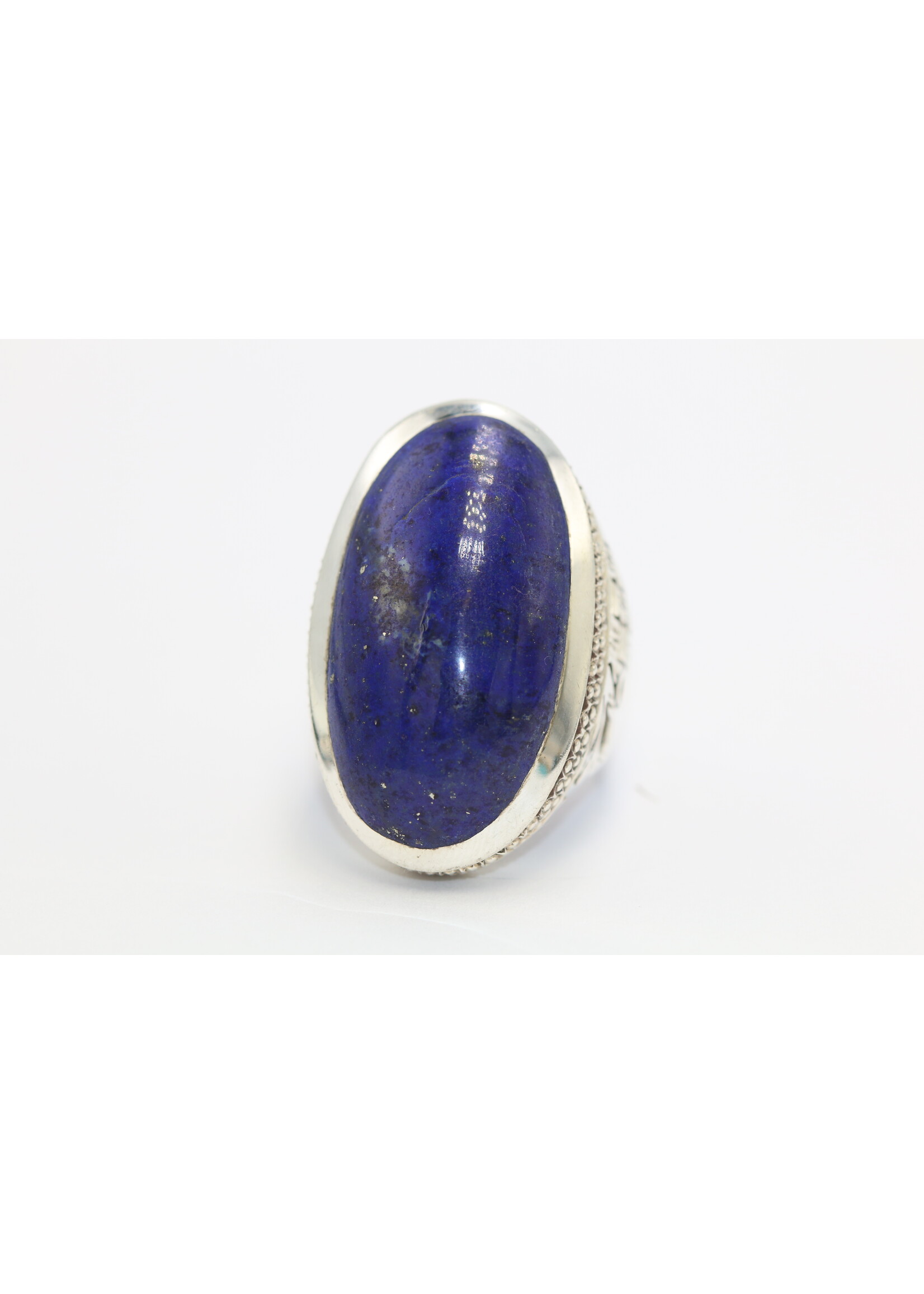 Bague en argent 925 sertie de Lapis lazuli naturel