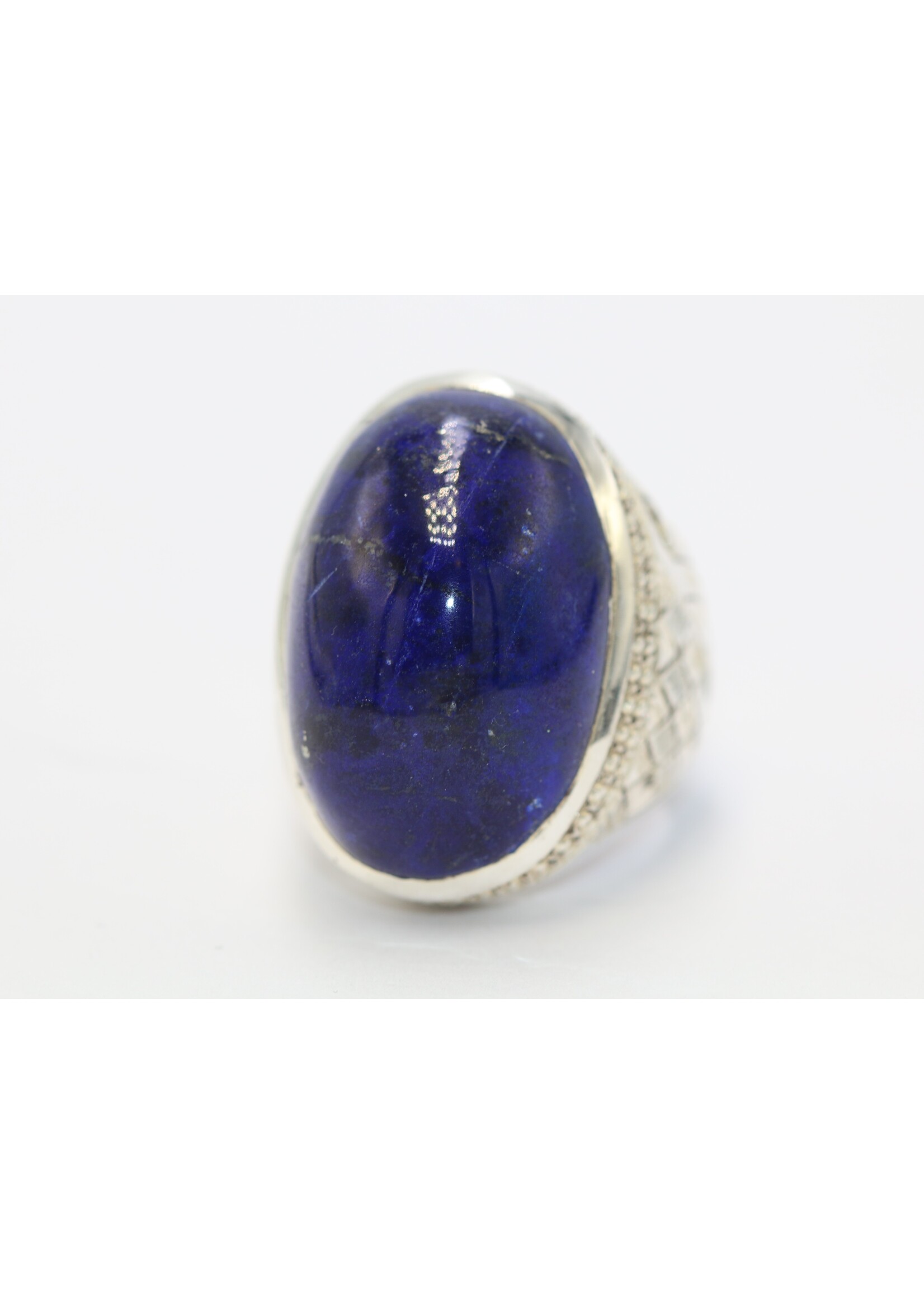 925 silver ring set with natural Lapis lazuli