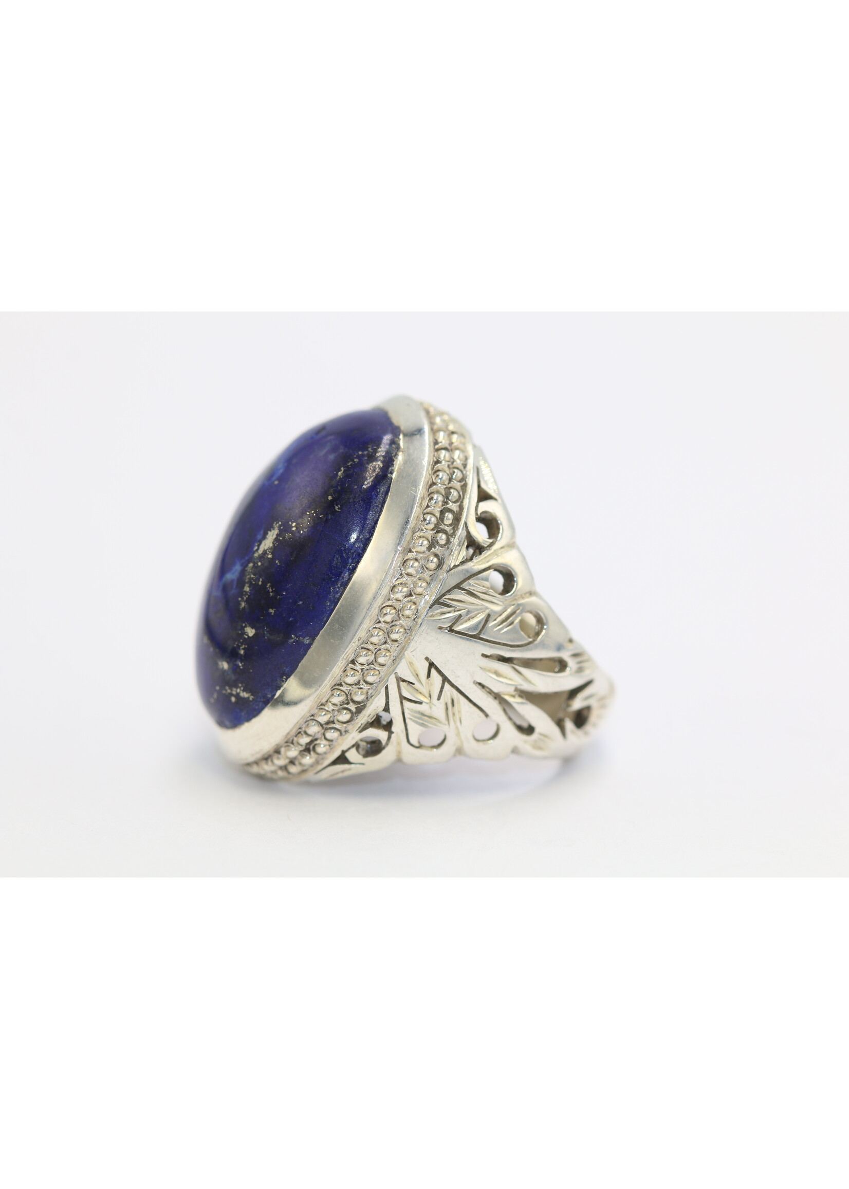 Bague en argent 925 sertie de Lapis lazuli naturel