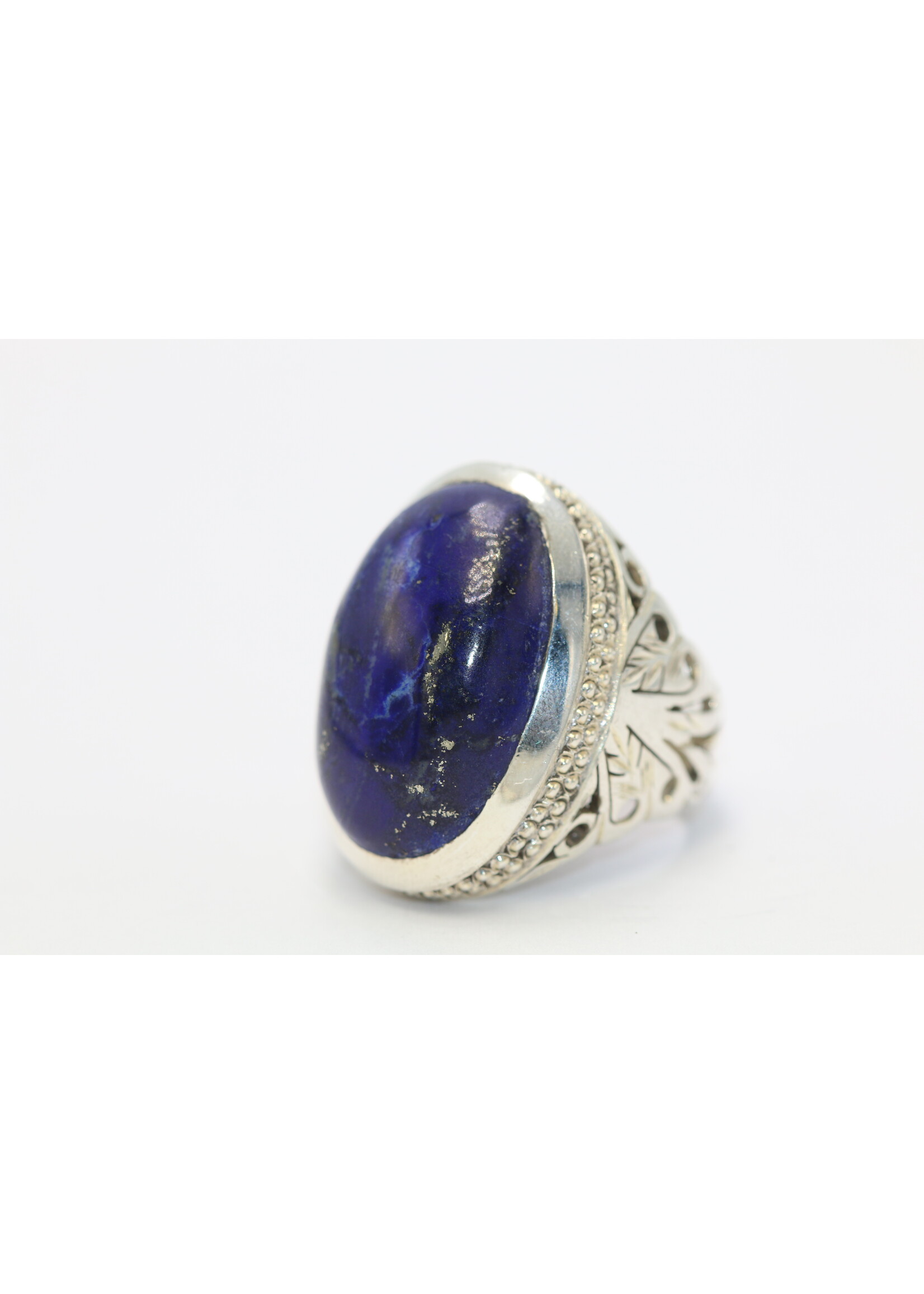 Bague en argent 925 sertie de Lapis lazuli naturel