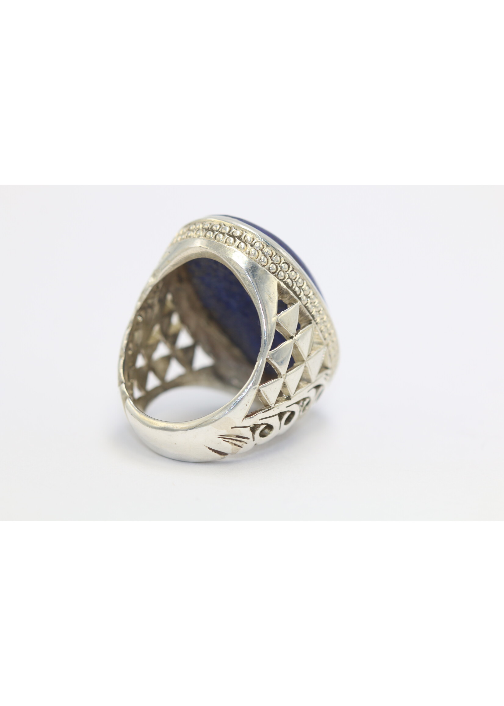 Bague en argent 925 sertie de Lapis lazuli naturel