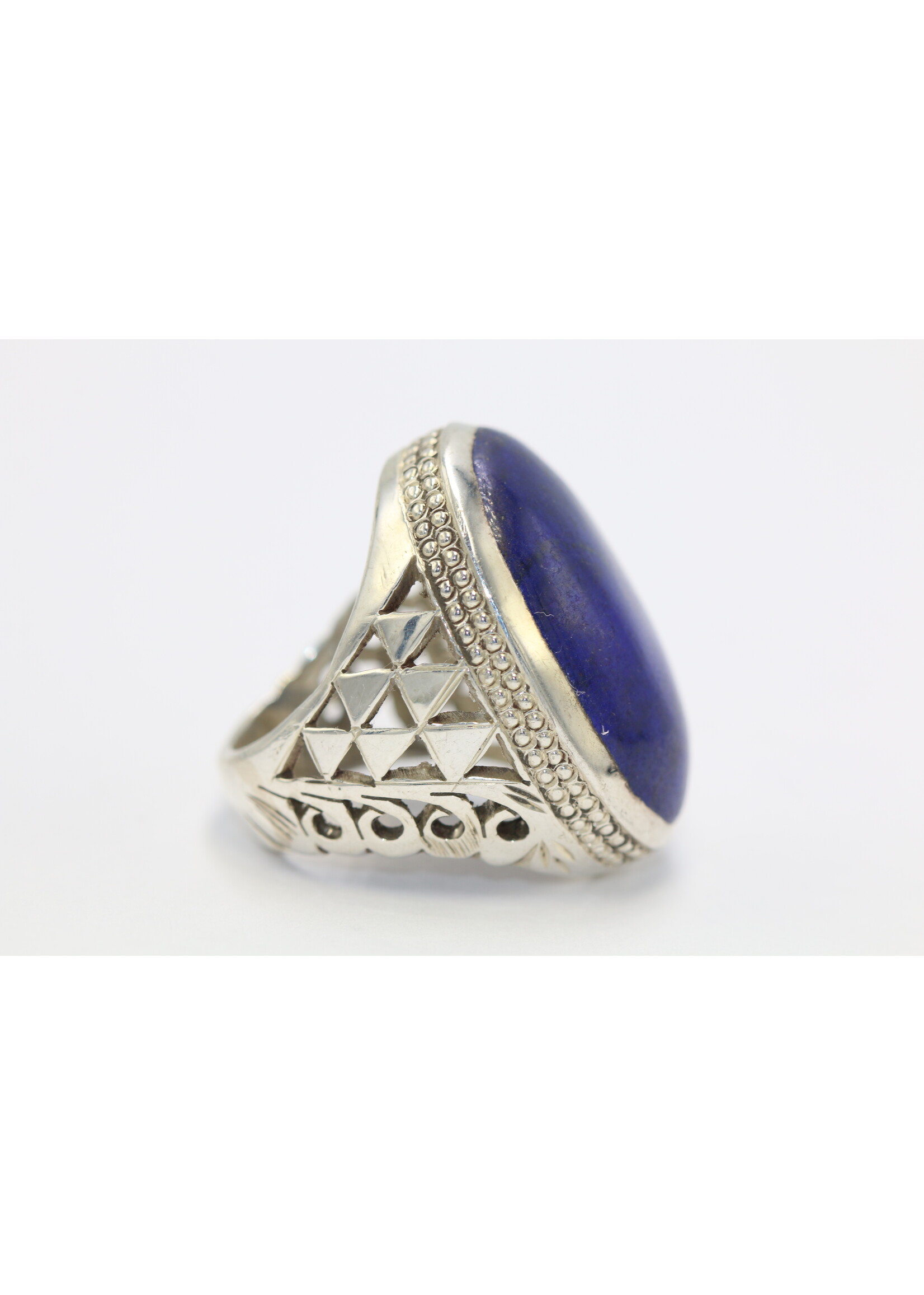 925 silver ring set with natural Lapis lazuli